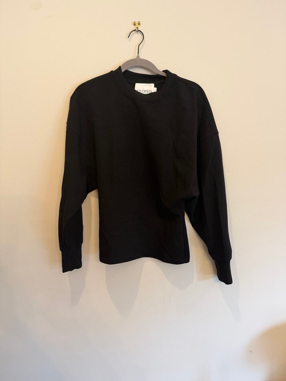 Closed Black Knit Pullover Top XS Long Sleeve Crew Neck